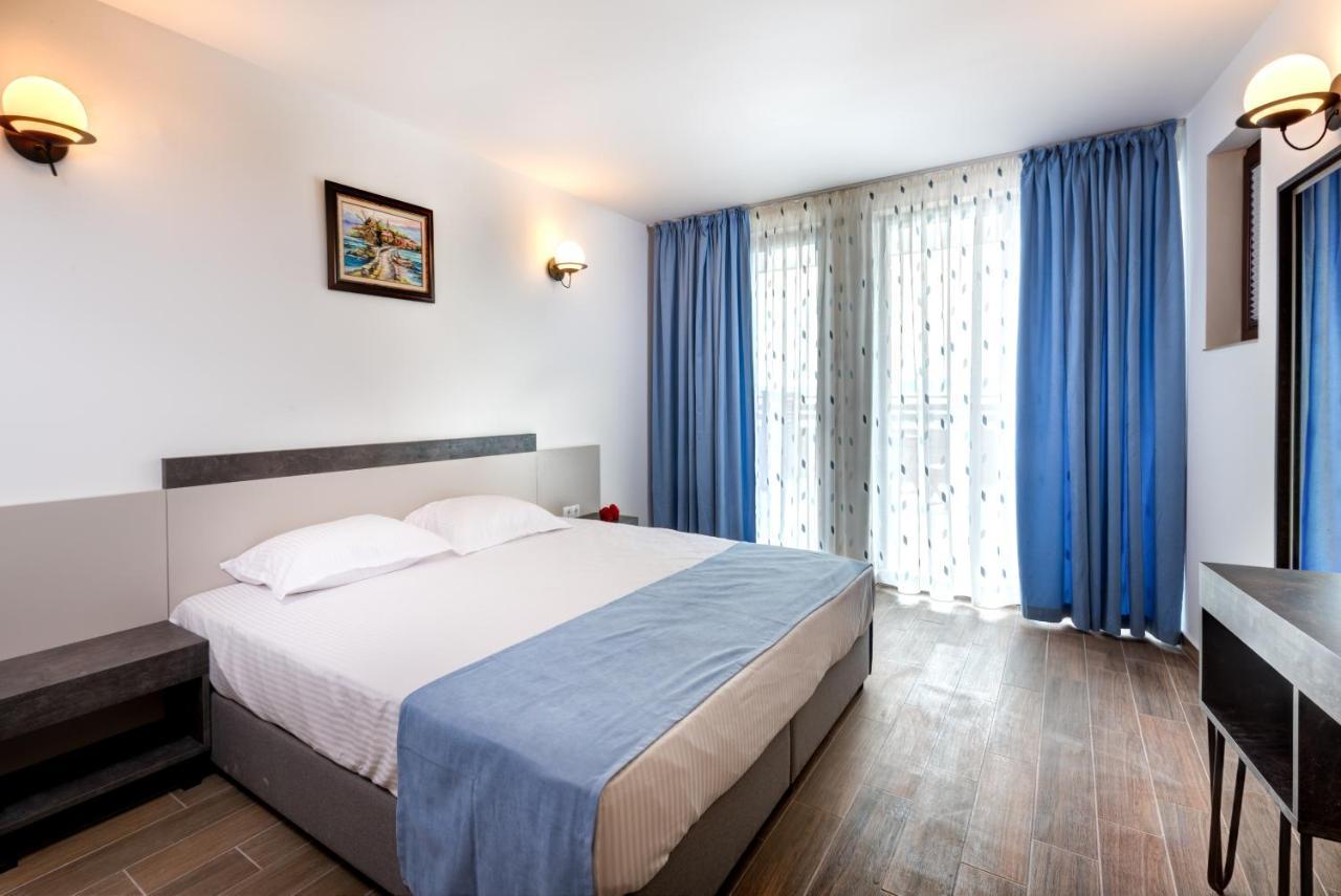 Panorama Blue Family Hotel And Free Parking Несебр Экстерьер фото