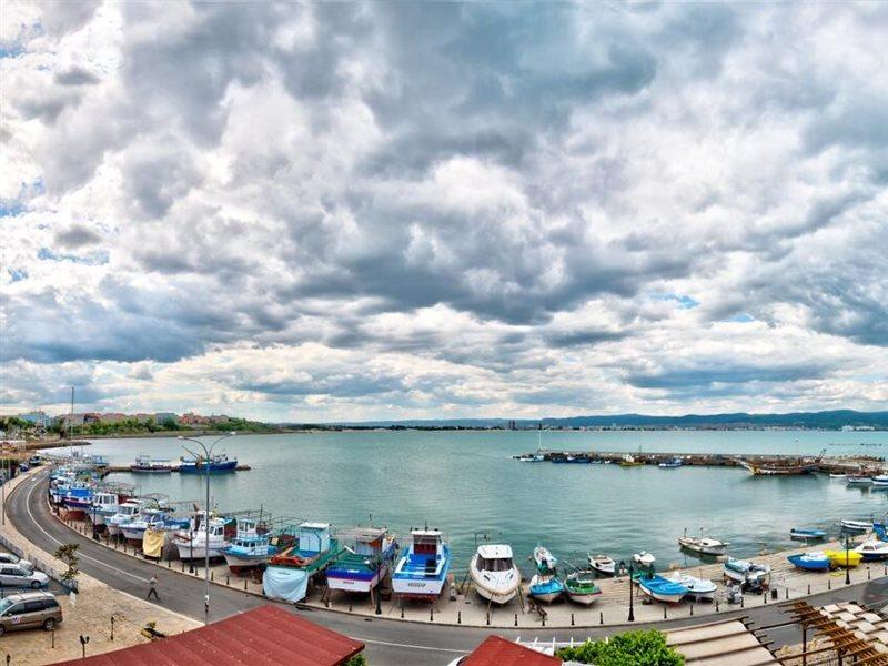 Panorama Blue Family Hotel And Free Parking Несебр Экстерьер фото