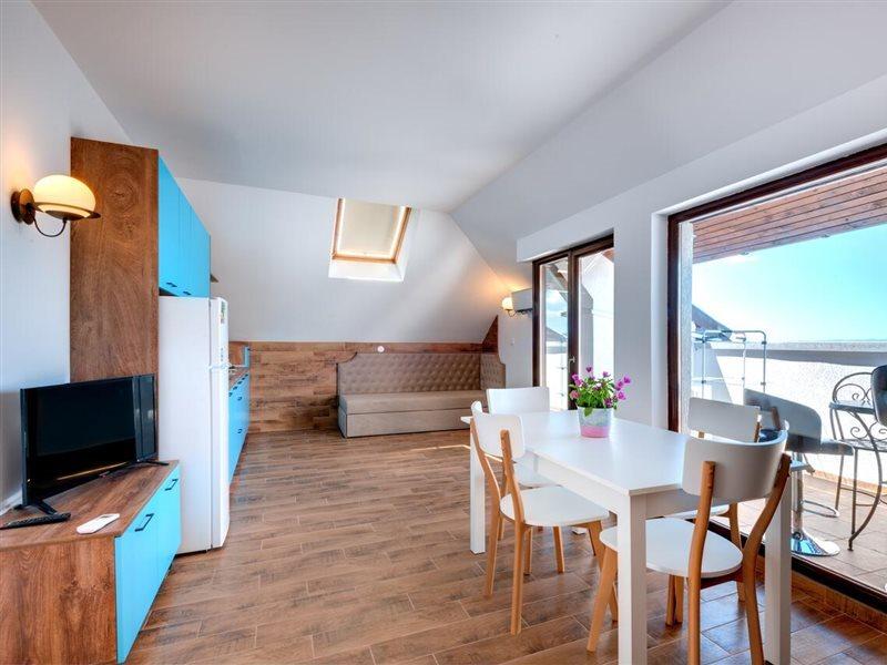 Panorama Blue Family Hotel And Free Parking Несебр Экстерьер фото