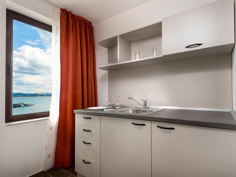 Panorama Blue Family Hotel And Free Parking Несебр Экстерьер фото